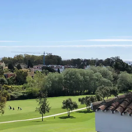 Apartamento Duplex Guadalmina Baja Apartment *